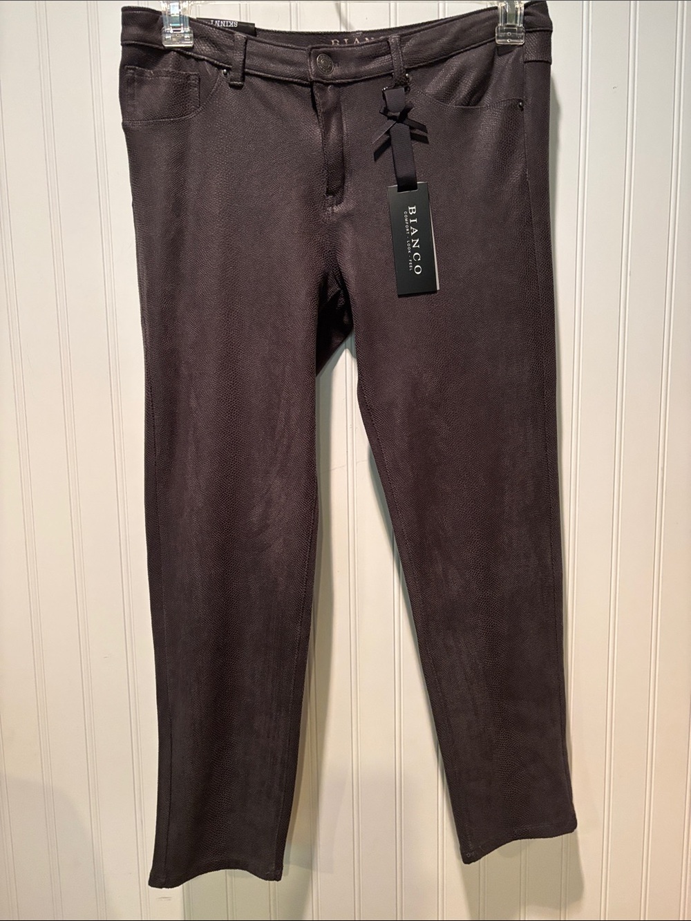 NWT Bianco Faux Suede Skinny with Python Textured Finish Pants Size 31